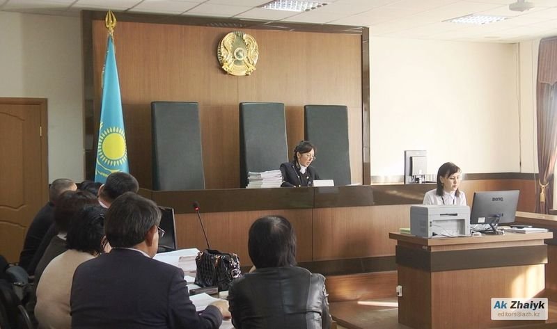 Четыре врача снова предстанут перед судом в Атырауской области 
