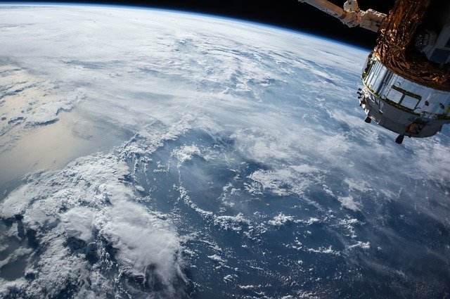 Казахстан будет производить космические спутники 