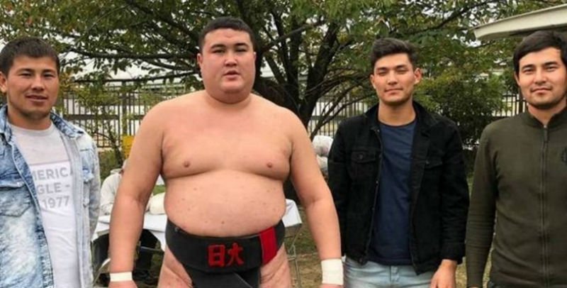 Казахстанец стал чемпионом Японии по сумо
