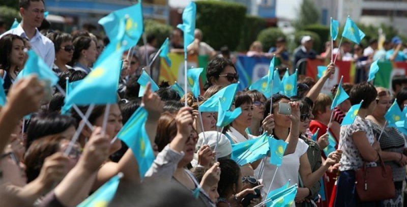 В Казахстане предлагают облегчить получение статуса "оралмана"