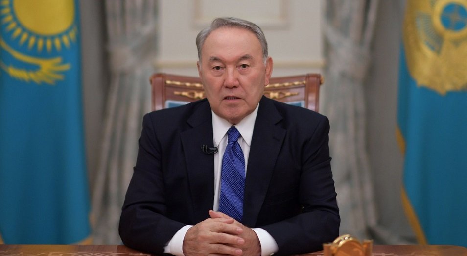 Н.Назарбаев выразил соболезнования родным погибших при авиакатастрофе под Алматы