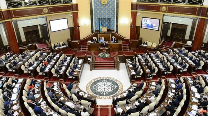 Законопроект "О парламентской оппозиции" представят в Казахстане 