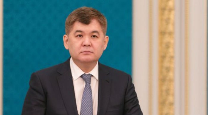 Минздрав просит прибывших из Китая казахстанцев связаться с врачами