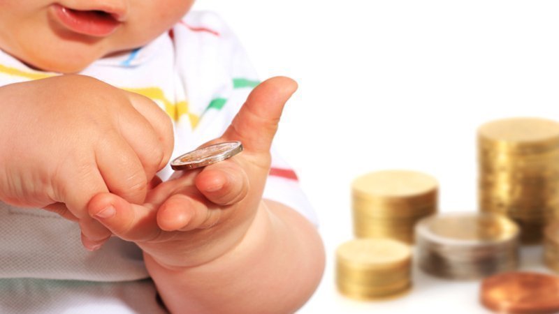 Срок выплаты пособия по уходу за ребенком увеличат в Казахстане