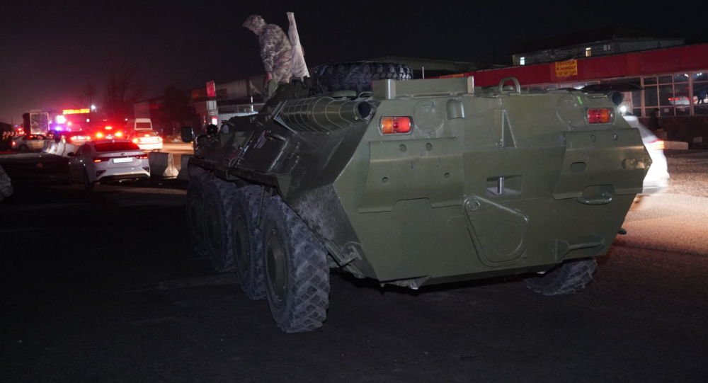 Желіде тараған видео: Алматы көшесіне не үшін танктер шығарылғаны белгілі болды