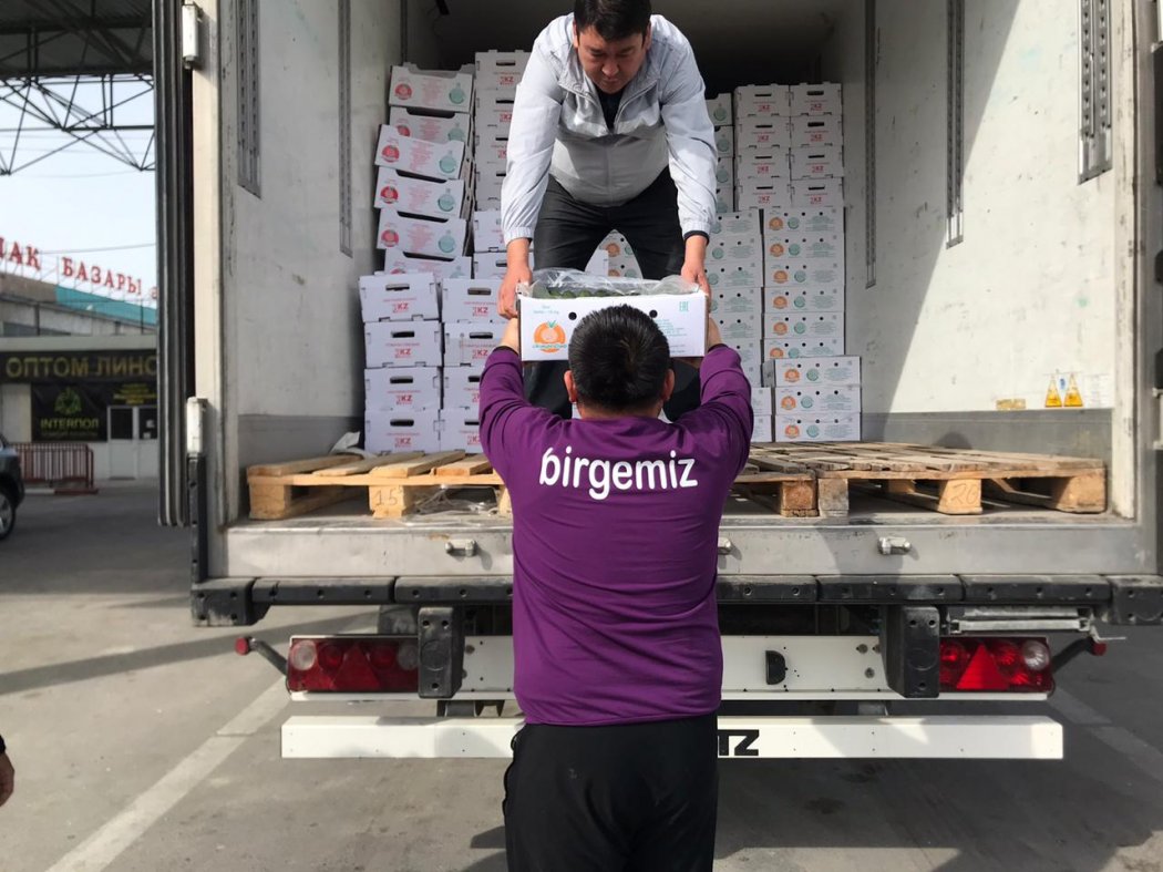 Туркестанские бизнесмены активно участвуют в акции "Біз біргеміз"