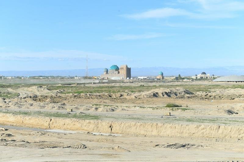 Облыс әкімі Түркістандағы тарихи орындарды қалпына келтіру барысын бақылап қайтты