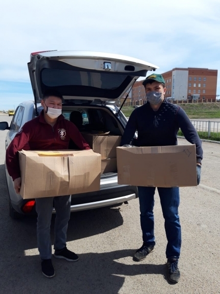 Более 100 тонн продуктов и средств гигиены раздали за время ЧП карагандинские волонтёры