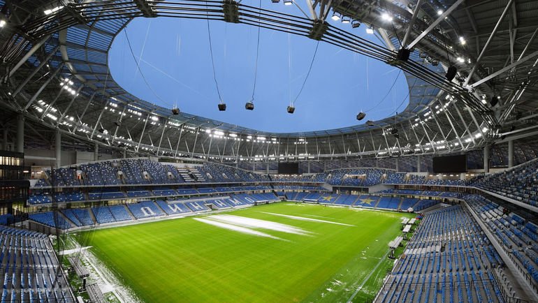В ведущих футбольных лигах Европы могут пустить зрителей на трибуны