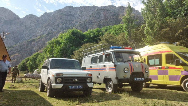 Заблудившийся в горах школьник найден мертвым в Туркестанской области