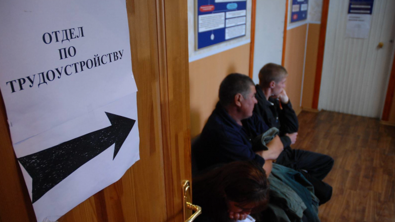 В центре занятости Алматы рассказали о наплыве безработных во время карантина 