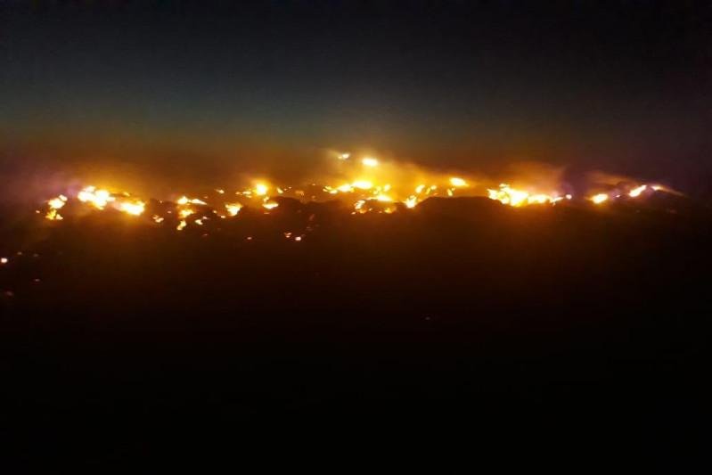 11,5 тысячи га сухой травы сгорело из-за удара молнией в Атырауской области