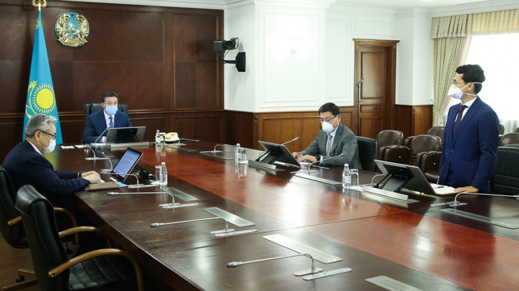 А.Мамин представил первого вице-министра цифрового развития Багдата Мусина