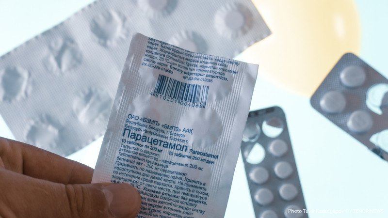 Парацетамол и ибупрофен планируют выдавать бесплатно в Казахстане