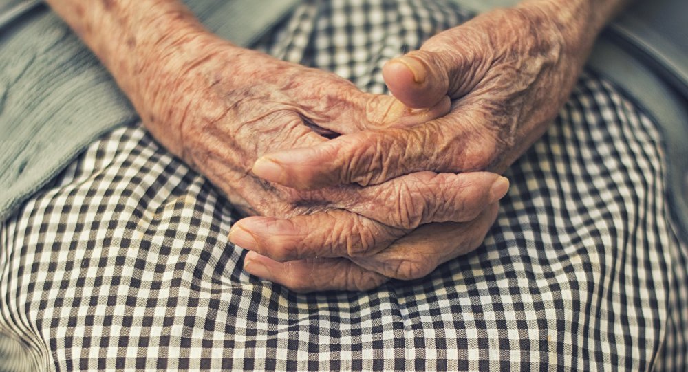 Информацию о снижении пенсионного возраста опровергли в Минтруда 