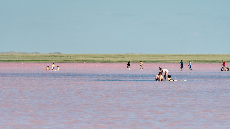 Полиция нашла вывозивших соль с озера Кобейтуз