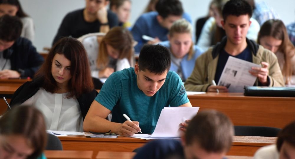 Студентам из Казахстана закрыли въезд в Россию