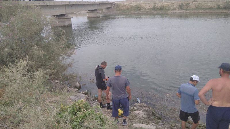 Түркістан облысында 6 жасар бала көпірден құлап, суға батып кетті