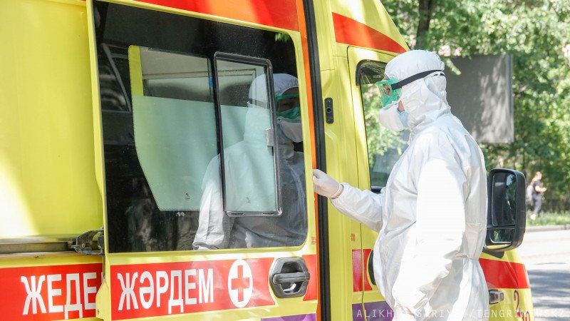 Директора станции скорой помощи осудили за хищение 2,55 млн тенге в Алматинской области 
