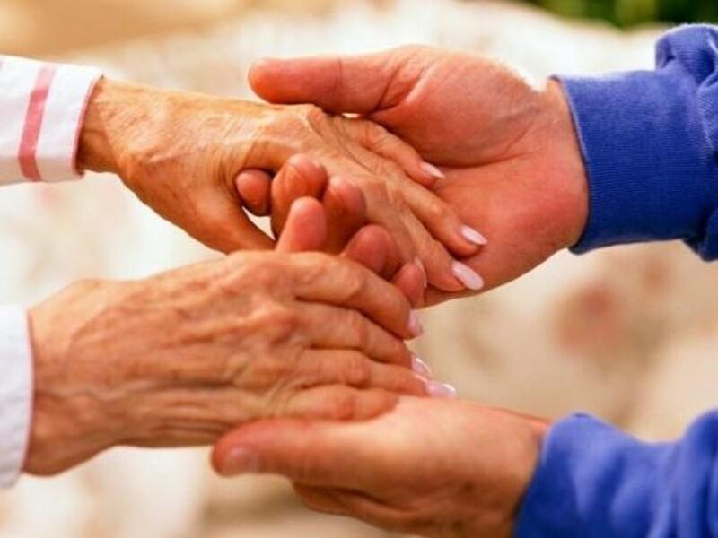 Как проходит месячник по поддержке пожилых людей в Акмолинской области?