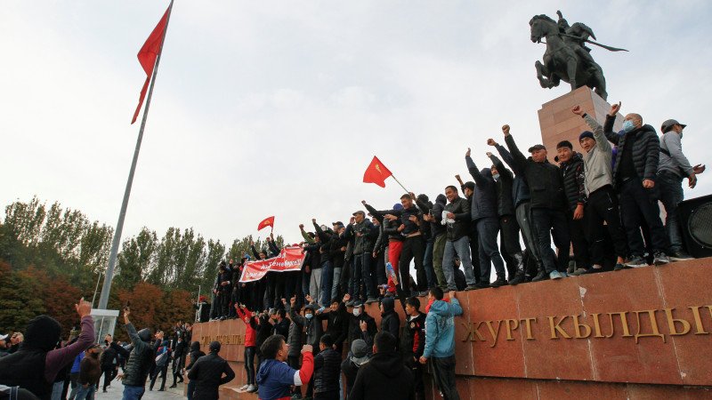 Информацию о побеге кыргызских депутатов в Алматы прокомментировали в погранслужбе