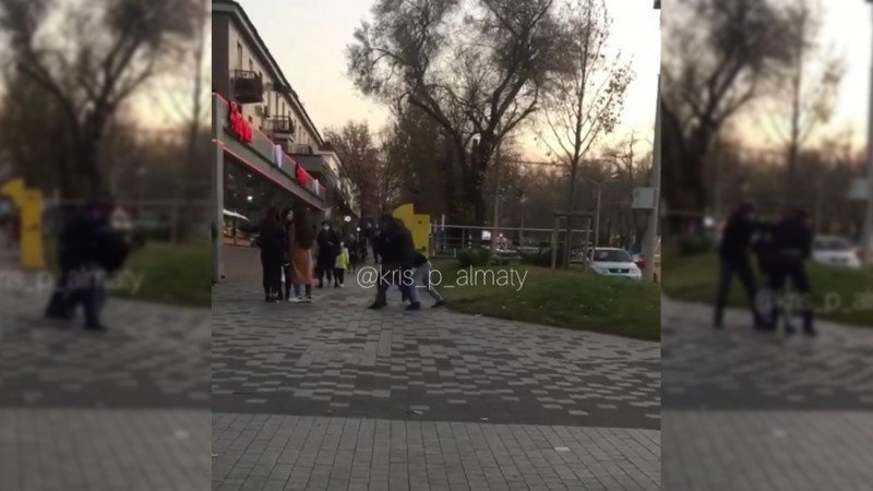 Алматы Арбатында полицей соққыға жығылды
