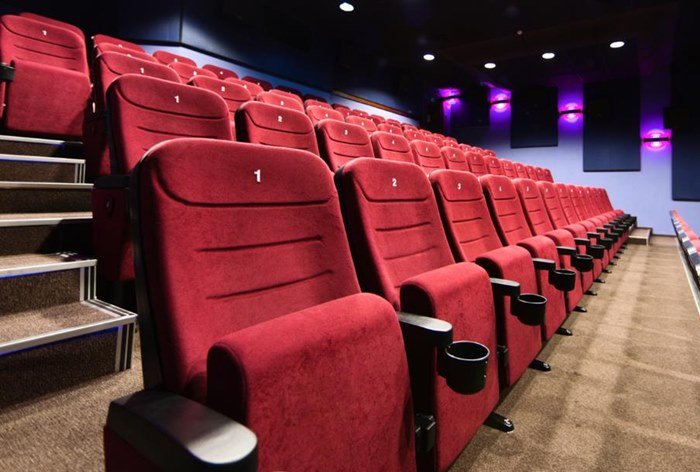 Кинотеатры возобновят работу в Алматы