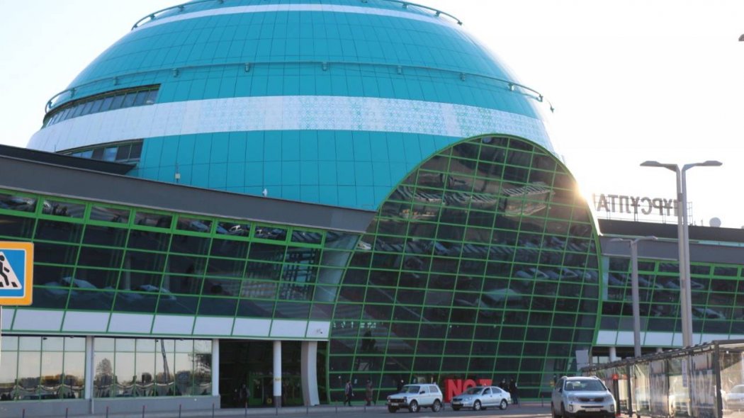 Пару наказали за пьяный дебош в аэропорту Нур-Султана 