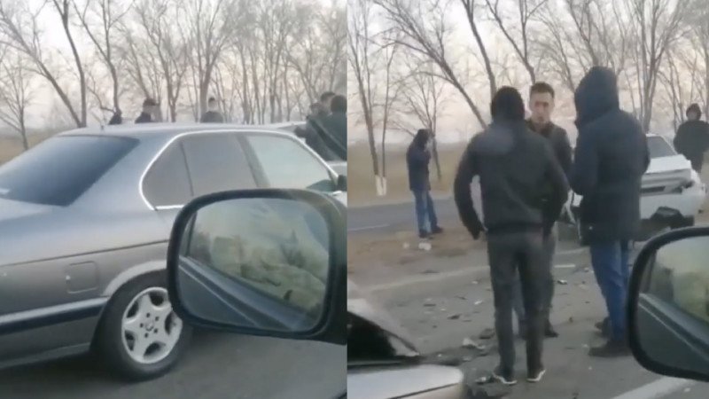 Массовая авария произошла на трассе Алматы - Бишкек