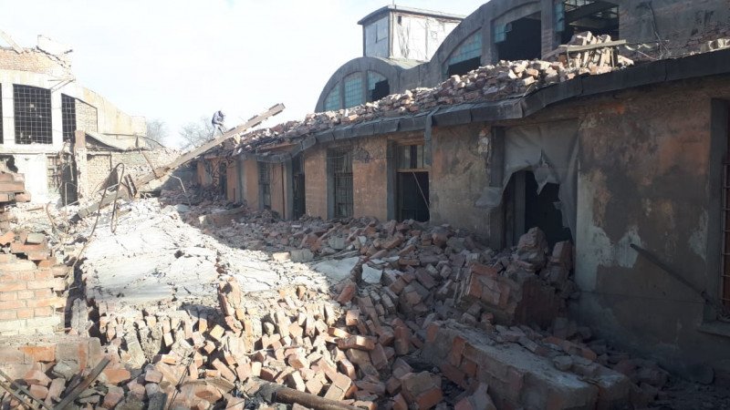 4 человека пострадали при обрушении здания в Балхаше