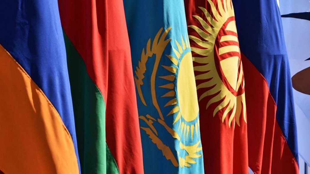 Взаимная торговля Казахстана со странами ЕАЭС уменьшилась на 11,6%