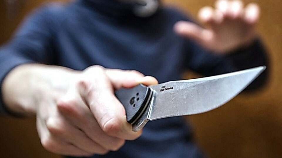42-летняя женщина скончалась от ножевых ранений в Таразе