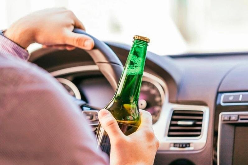 Житель ВКО сел за руль пьяным и пожизненно лишился водительских прав