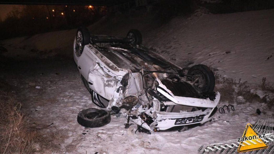 Автомобиль с пассажирами упал в Большой Алматинский канал