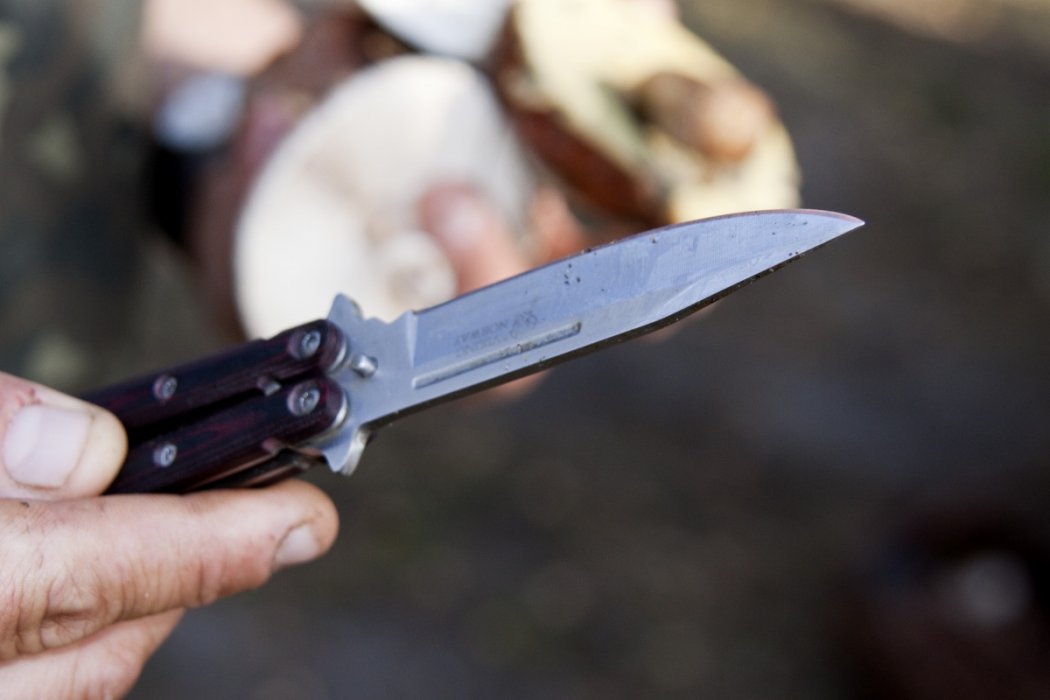 Подросток ранил ножом сверстника в Уральске