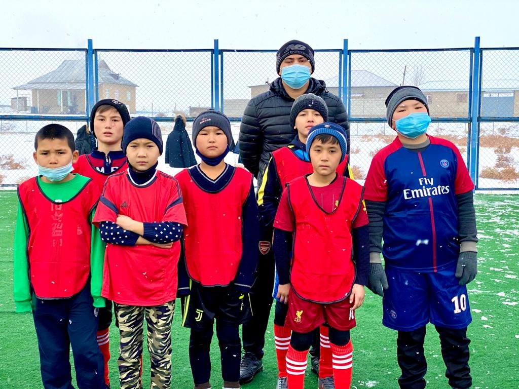 Букмекеры помогли провести детский футбольный турнир в Сарыагаше