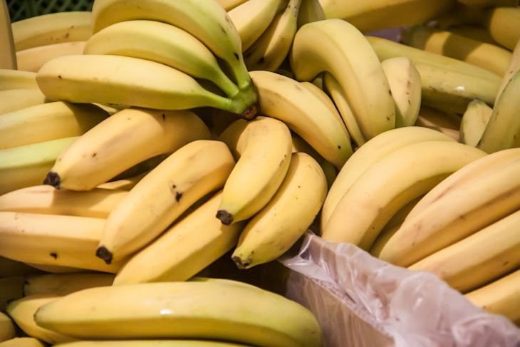Казахстанцев пугают сообщениями о бананах со смертельным вирусом