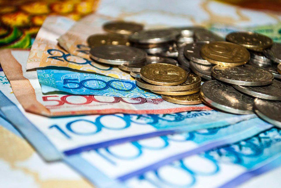 Свыше 4,2 млрд тенге задолжали казахстанцам по зарплате 