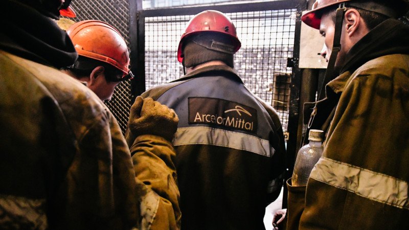 Аварийный выброс газа произошел на шахте в Карагандинской области: машинист не смог выбраться