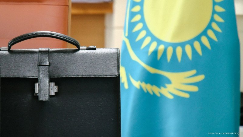 14 чиновников должны подать во отставку - А.Шпекбаев 