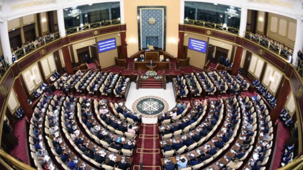 К.Токаев предложил уменьшить порог для прохождения партий в Парламент