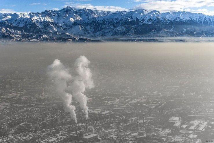 Загрязнение воздуха в Алматы показали с высоты птичьего полета