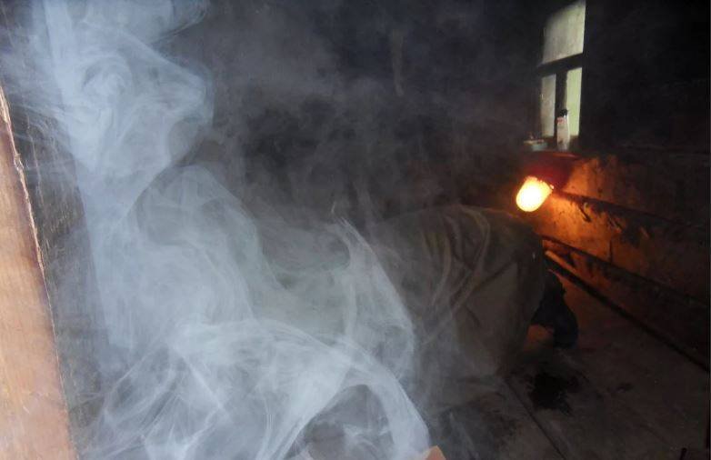 10 человек отравились выхлопными газами в Караганде