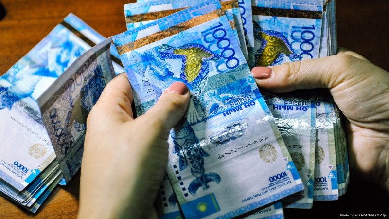 Фиктивные счета-фактуры на 7,7 млрд тенге выписала ОПГ в Шымкенте 