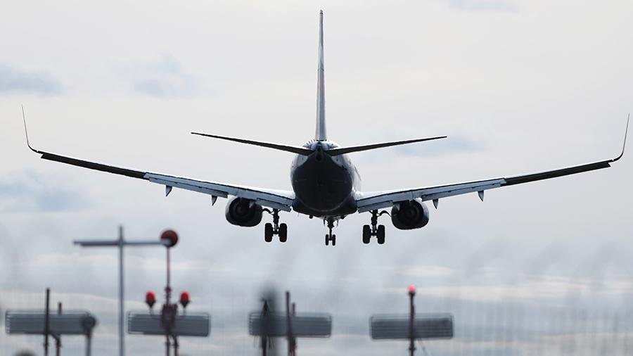 У 4 пассажиров, прибывших рейсом Дубай - Алматы, выявлен коронавирус