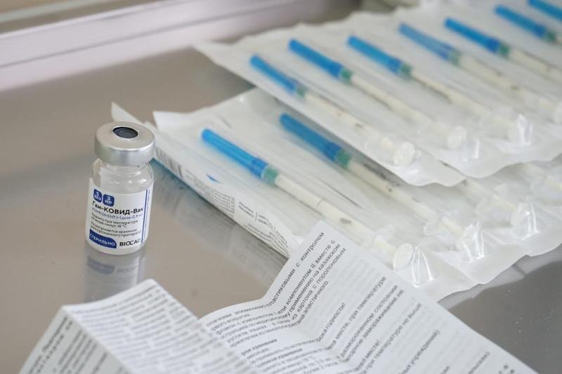 Локдаунсыз өмірге оралу үшін қанша қазақстандық вакцина алуы қажет