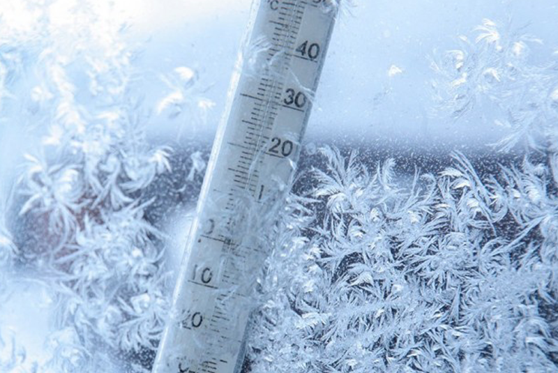 4-летнюю девочку нашли на улице в 40-градусный мороз в ВКО