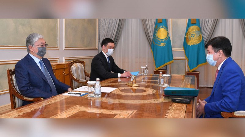 Президент принял председателя Верховного суда Жакипа Асанова