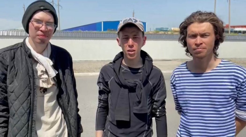 «Үш күн бұрын екіге бөлініп кеттік»: Түркістан облысында табылған үш студент эвакуацияланды