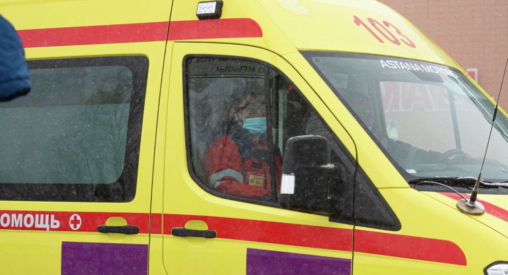 4-летняя девочка выбежала на дорогу и погибла под колесами авто в Павлодарской области